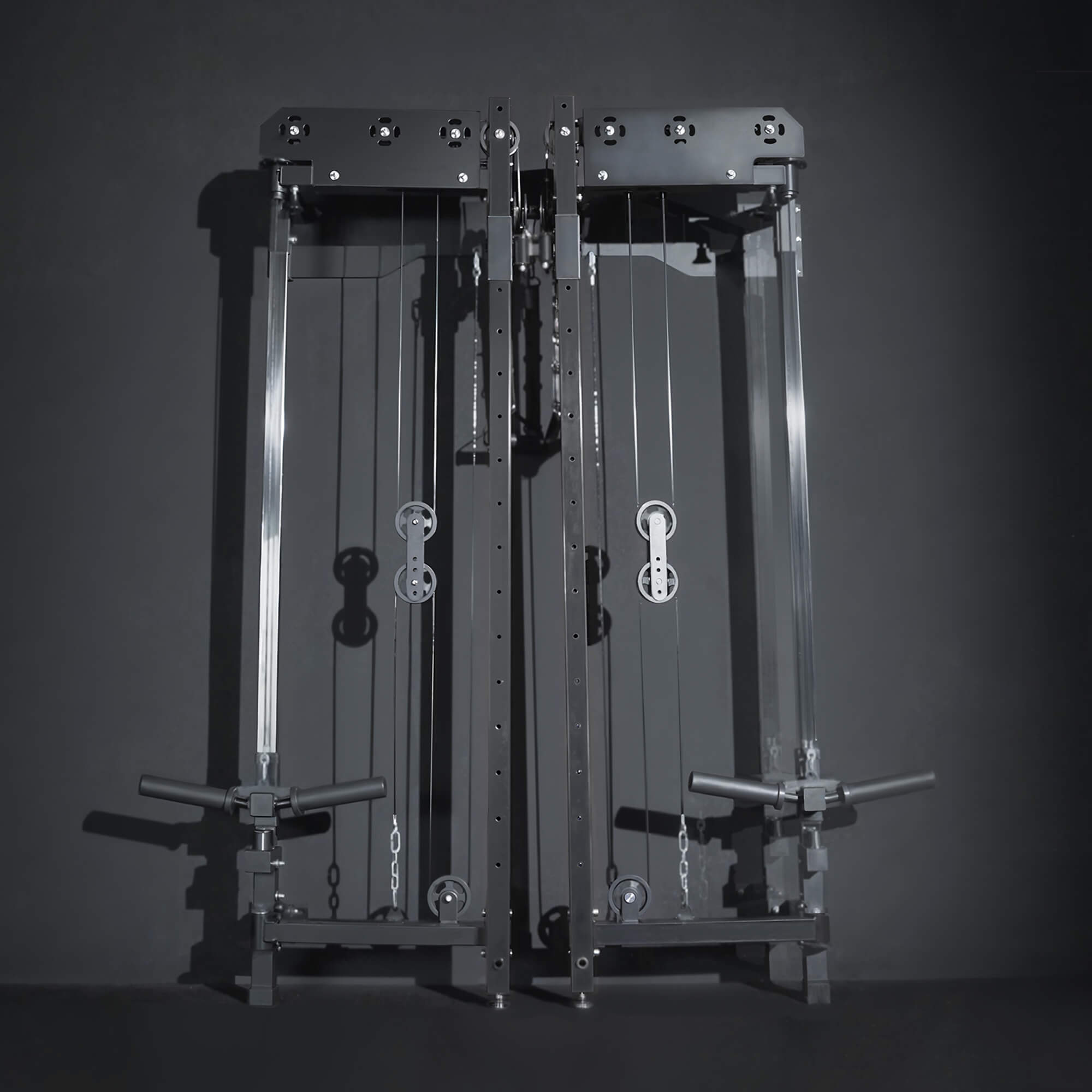 Gym machine with a visible brand logo on a dark background.#color_black