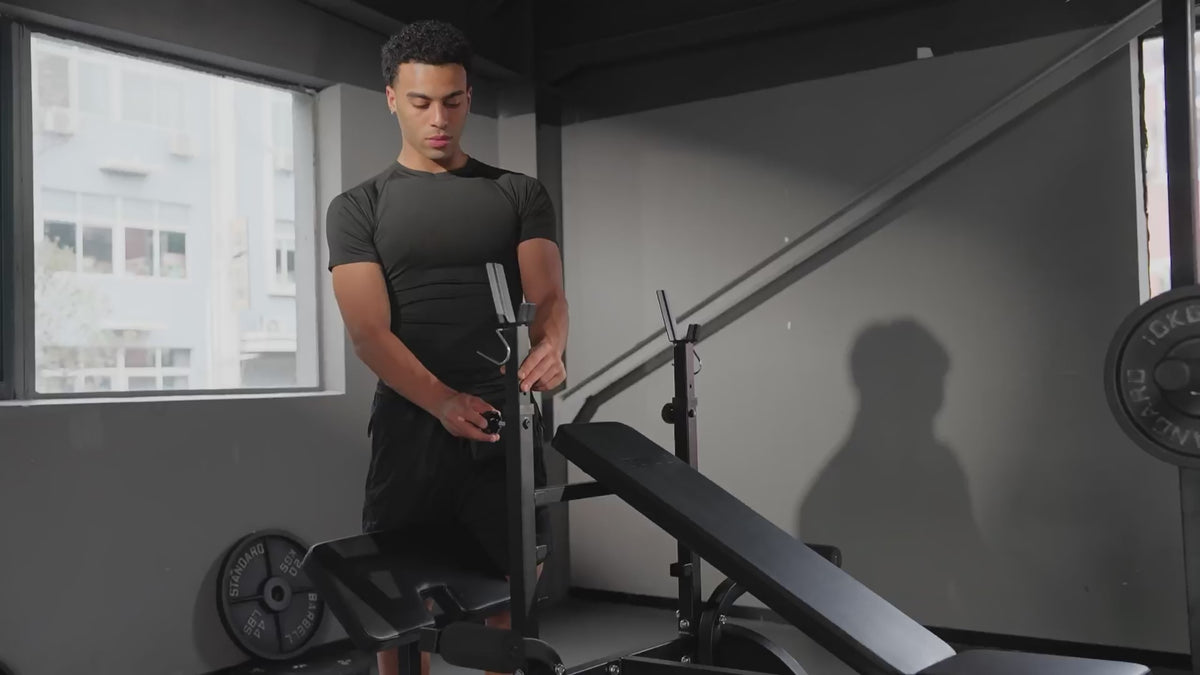 Cargar video: <strong>Compound + Isolation Training. One Station In 10.75 Sq. Ft.</strong>