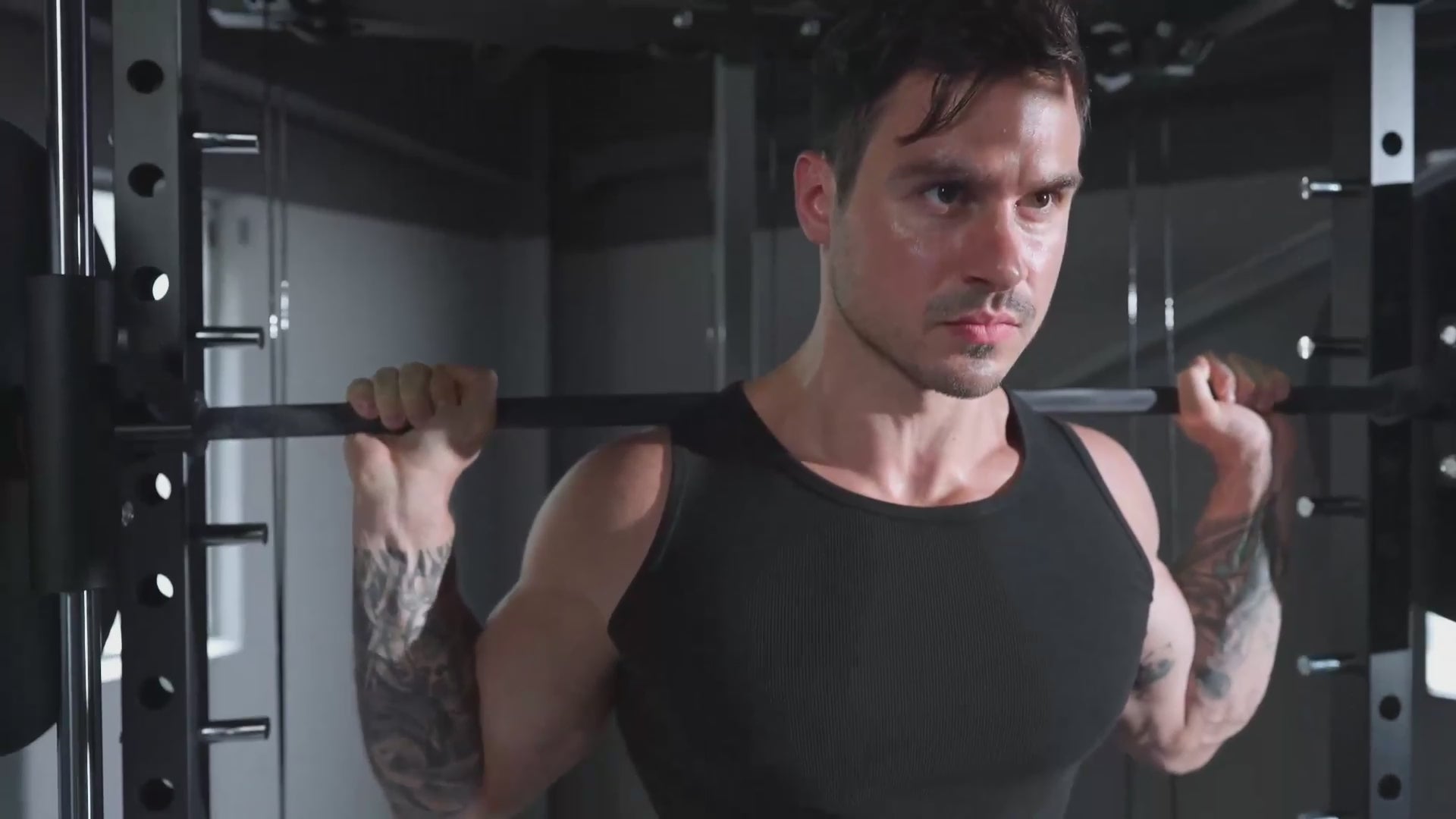 Load video: <strong>Ultra-Smooth Smith Bar Movement</strong>